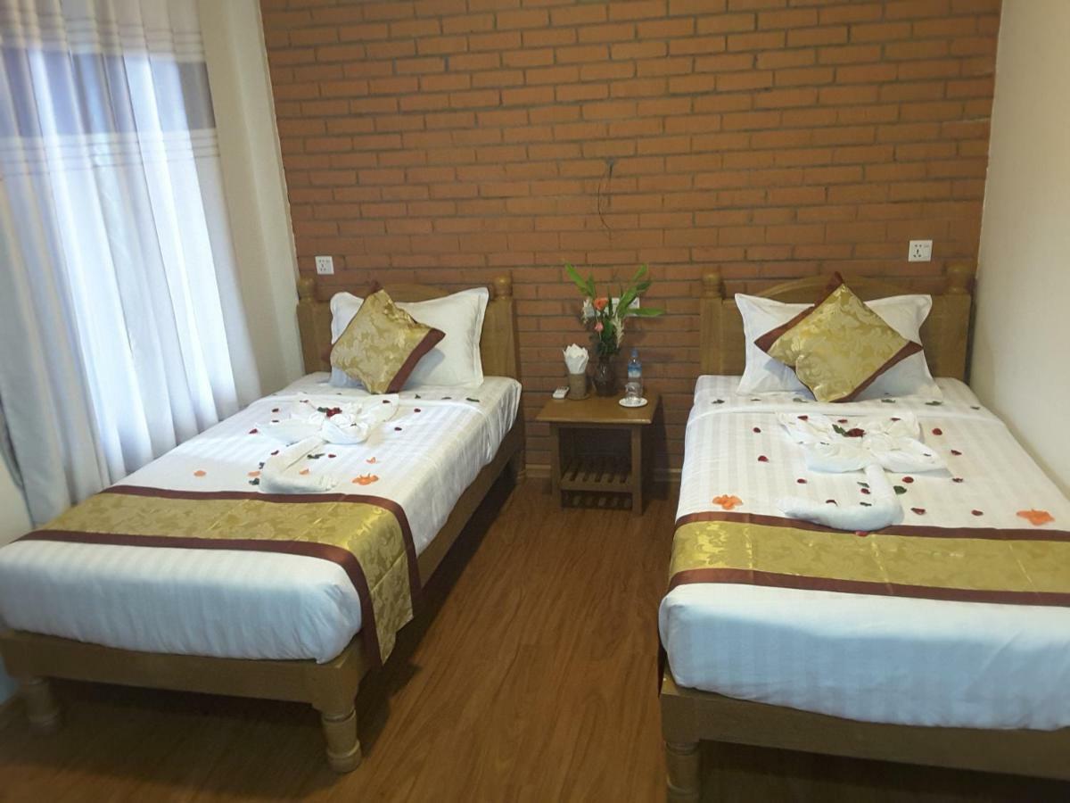 A Little Bit Of Bagan Hotel Экстерьер фото