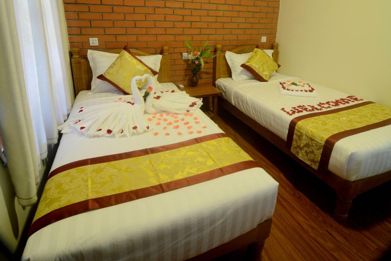 A Little Bit Of Bagan Hotel Экстерьер фото